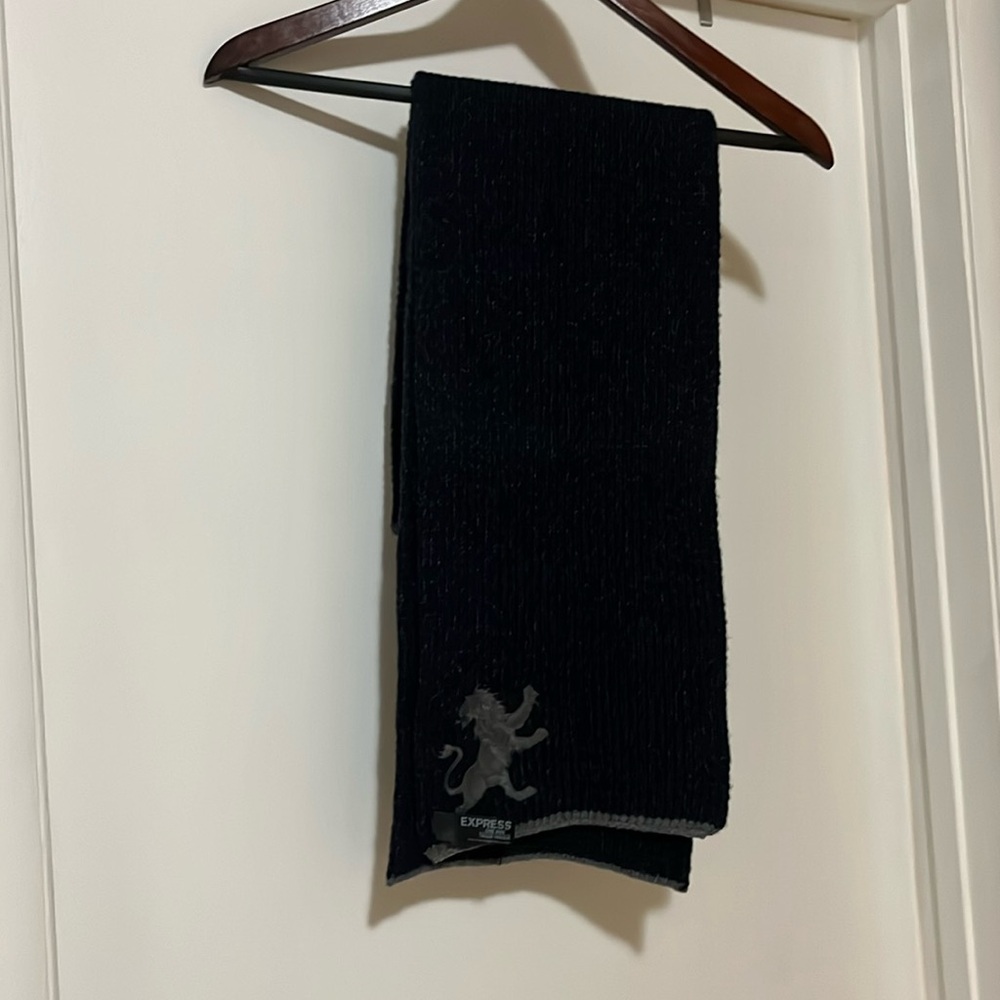 Black men’s scarf